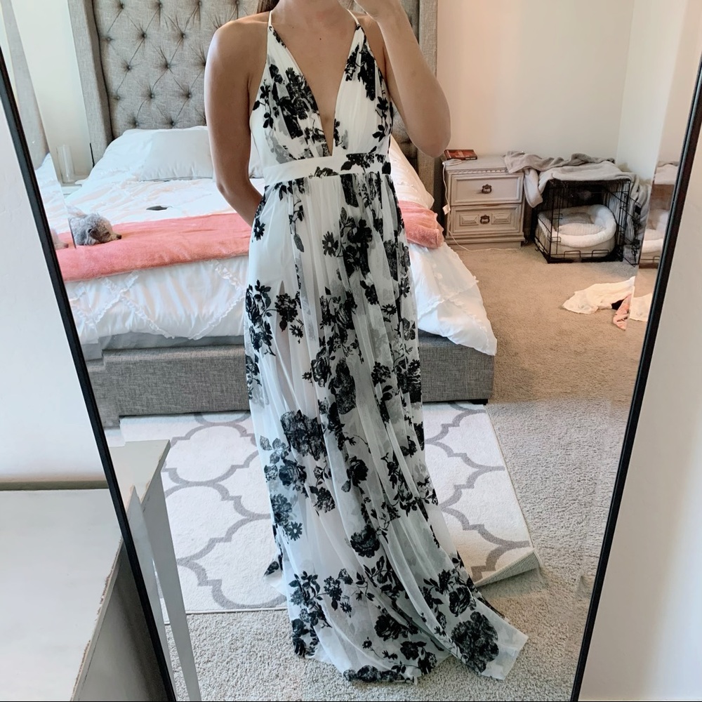 Luxxel Black + White Tulle Flowy Maxi Dress